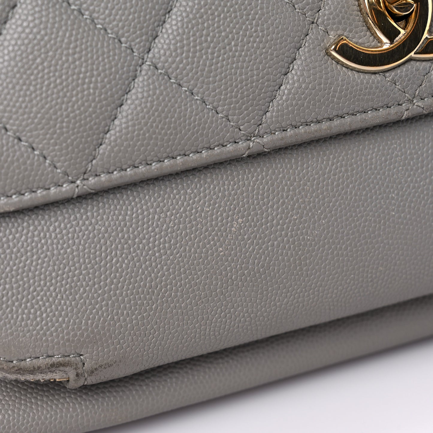 Caviar Quilted Large Business Affinity Flap Grey