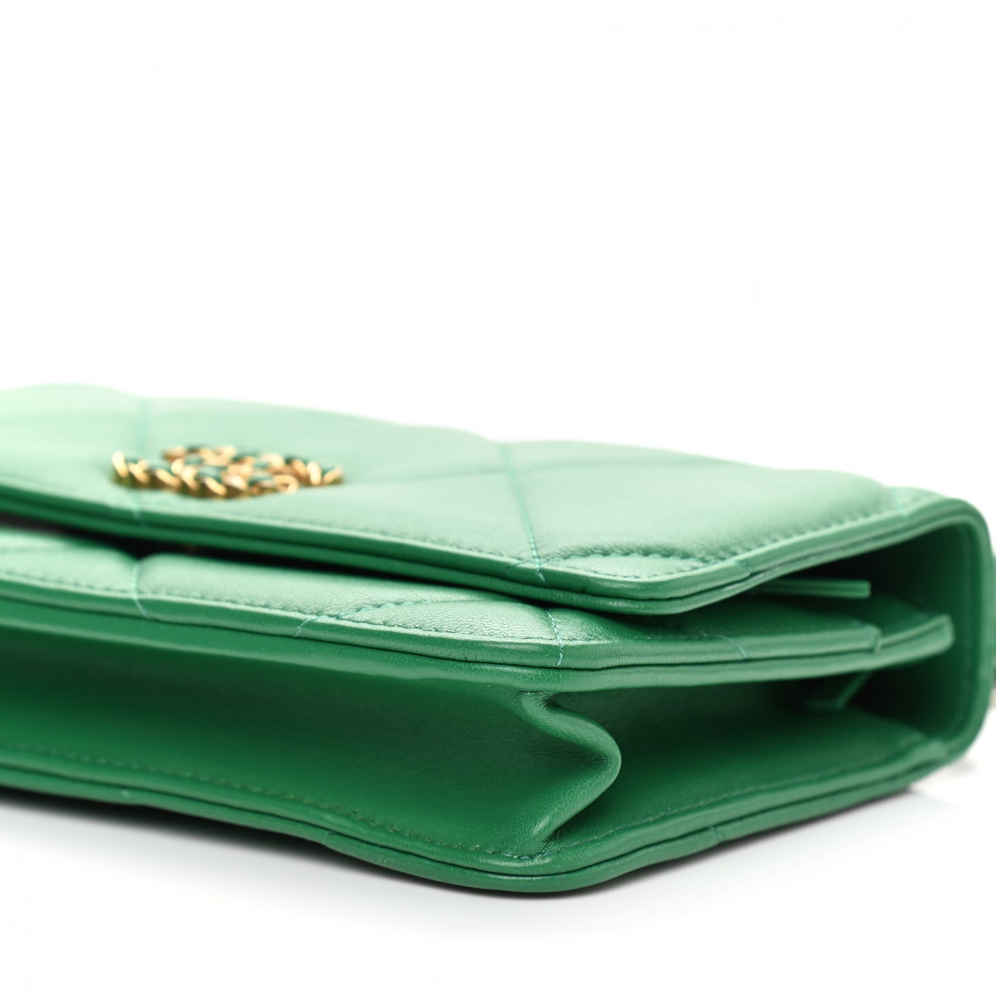 Shiny Lambskin Quilted Chanel 19 Wallet On Chain WOC Green