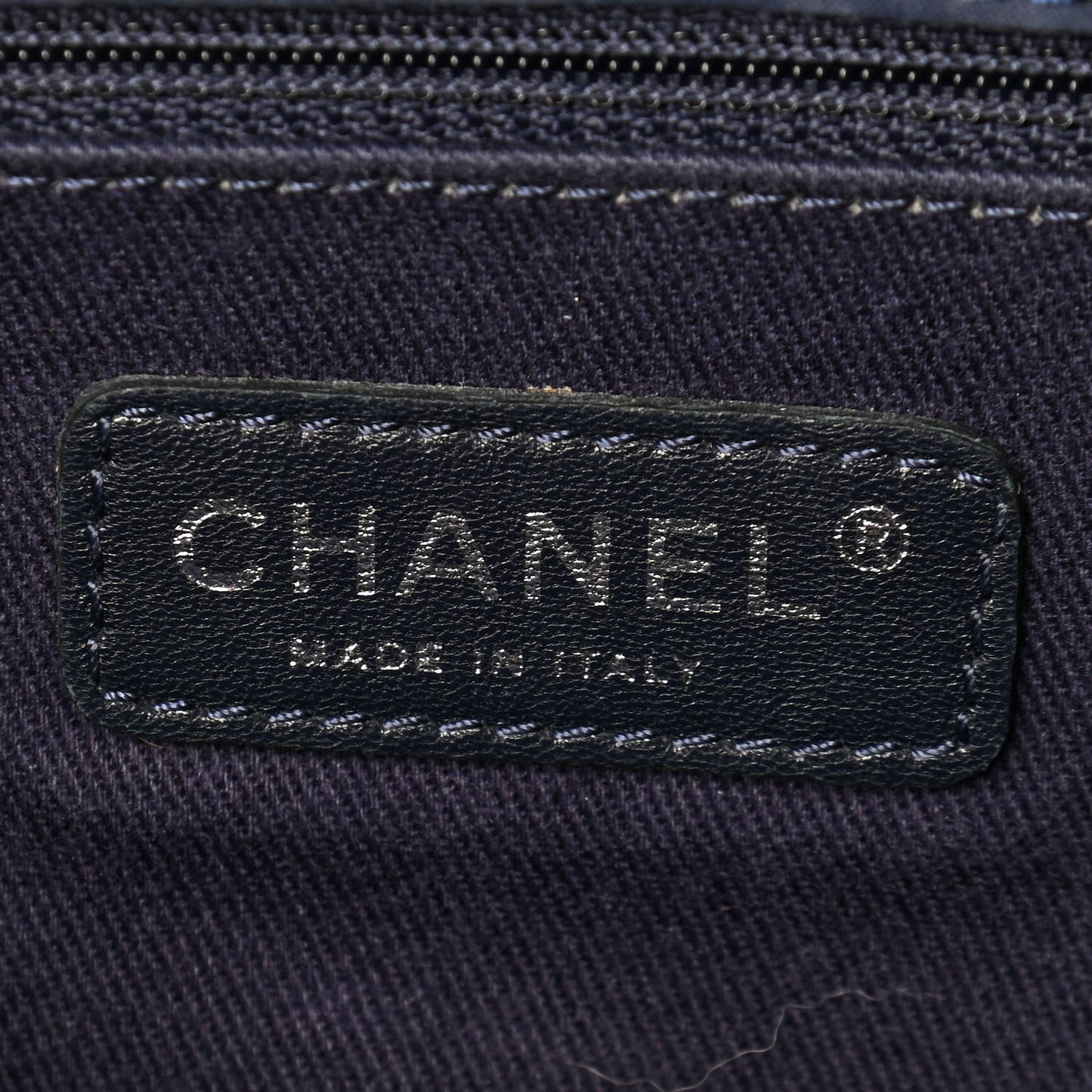 Iridescent Calfskin Quilted Large New Bubble Flap Navy