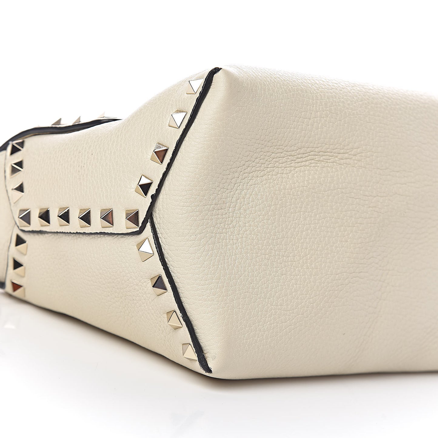 Pebbled Calfskin Rockstud Single Handle Flap Bag Light Ivory