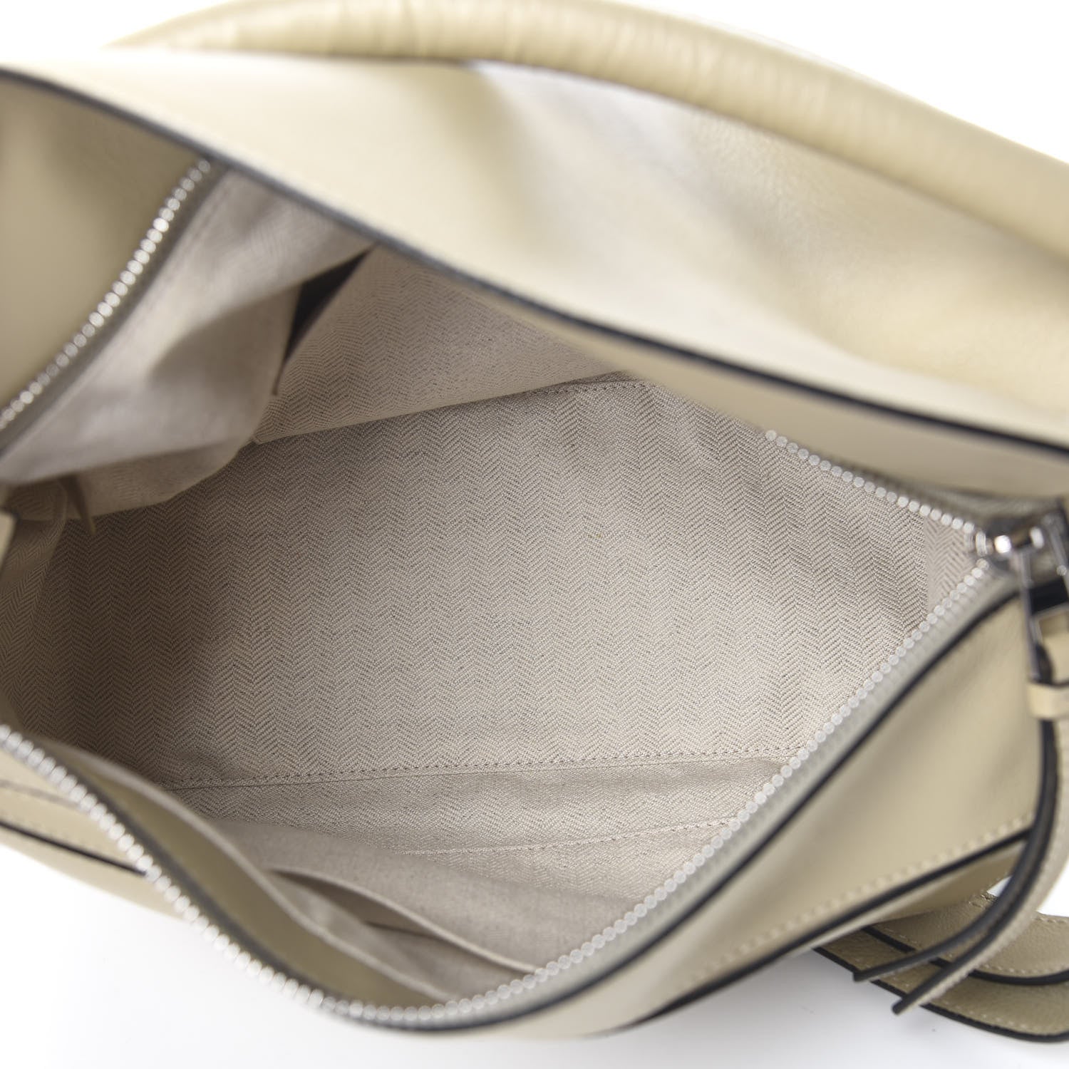 Loewe Calfskin Medium Puzzle Bag Beige 6 of 11