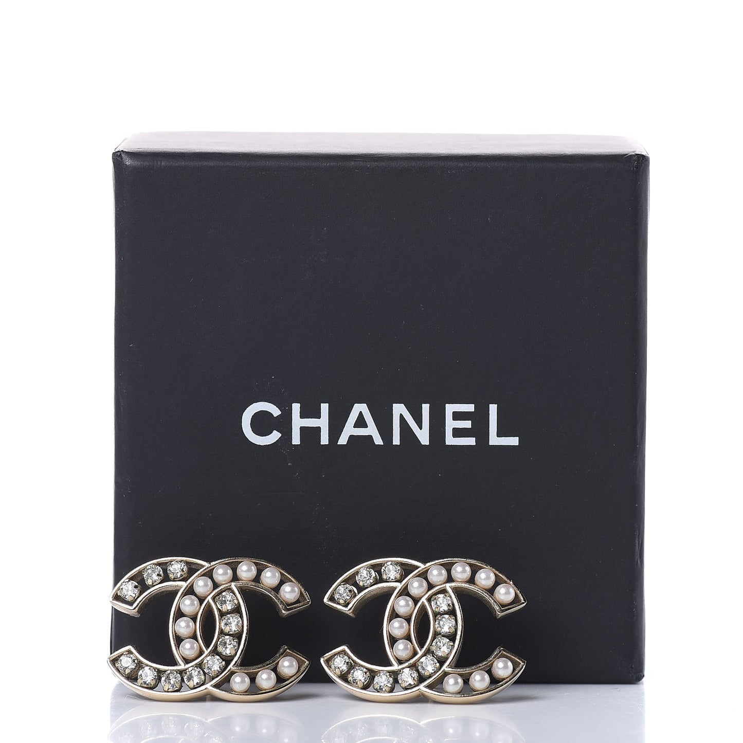 Crystal Pearl CC Earrings Light Gold