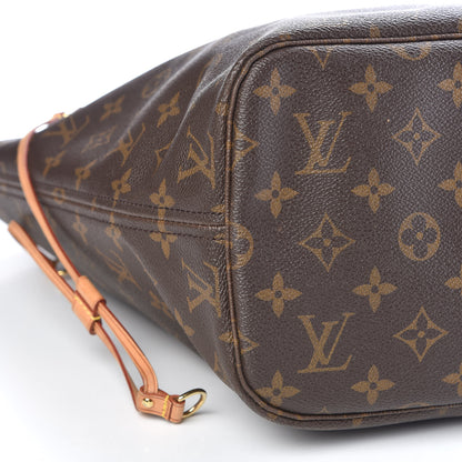 Louis Vuitton Monogram Neverfull MM 18 of 19