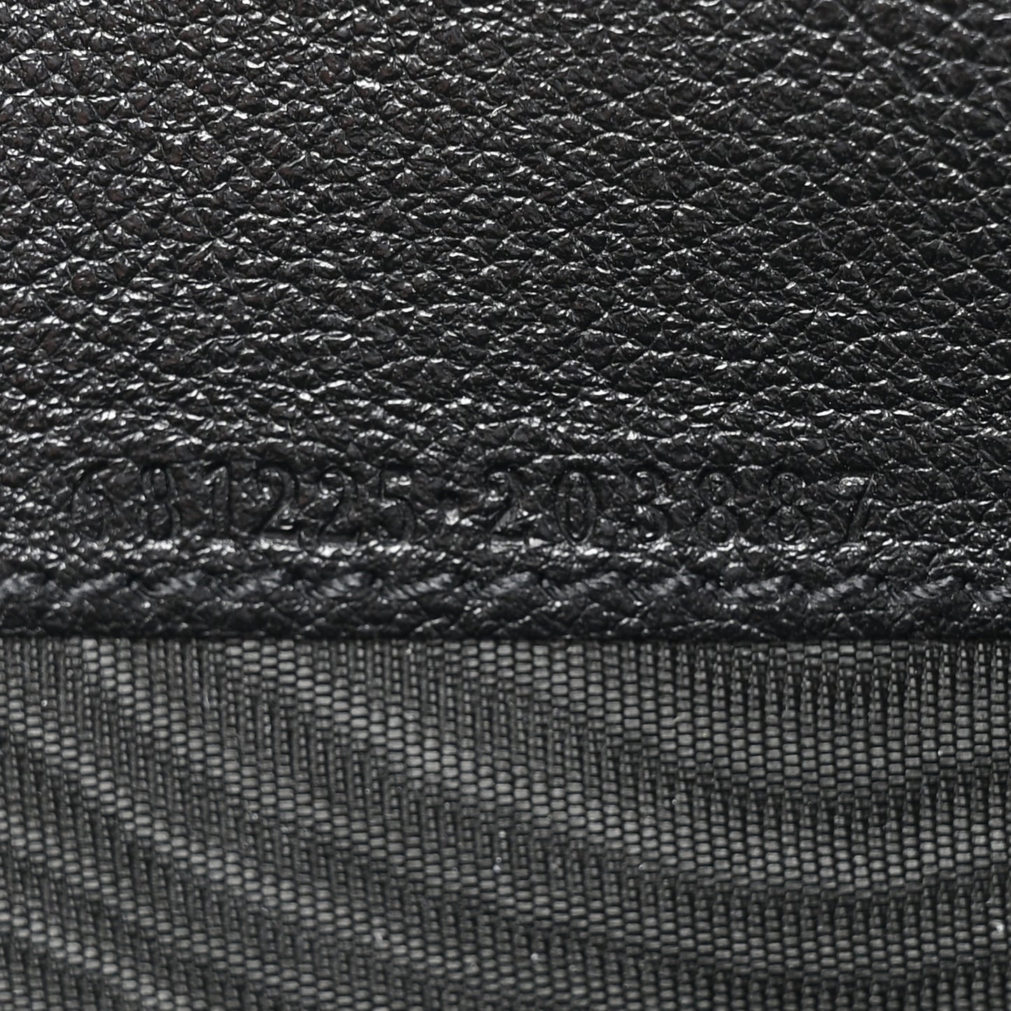 Wonka Grain Calfskin GG Monogram Star Embossed GG Top Handle Phone Case Black