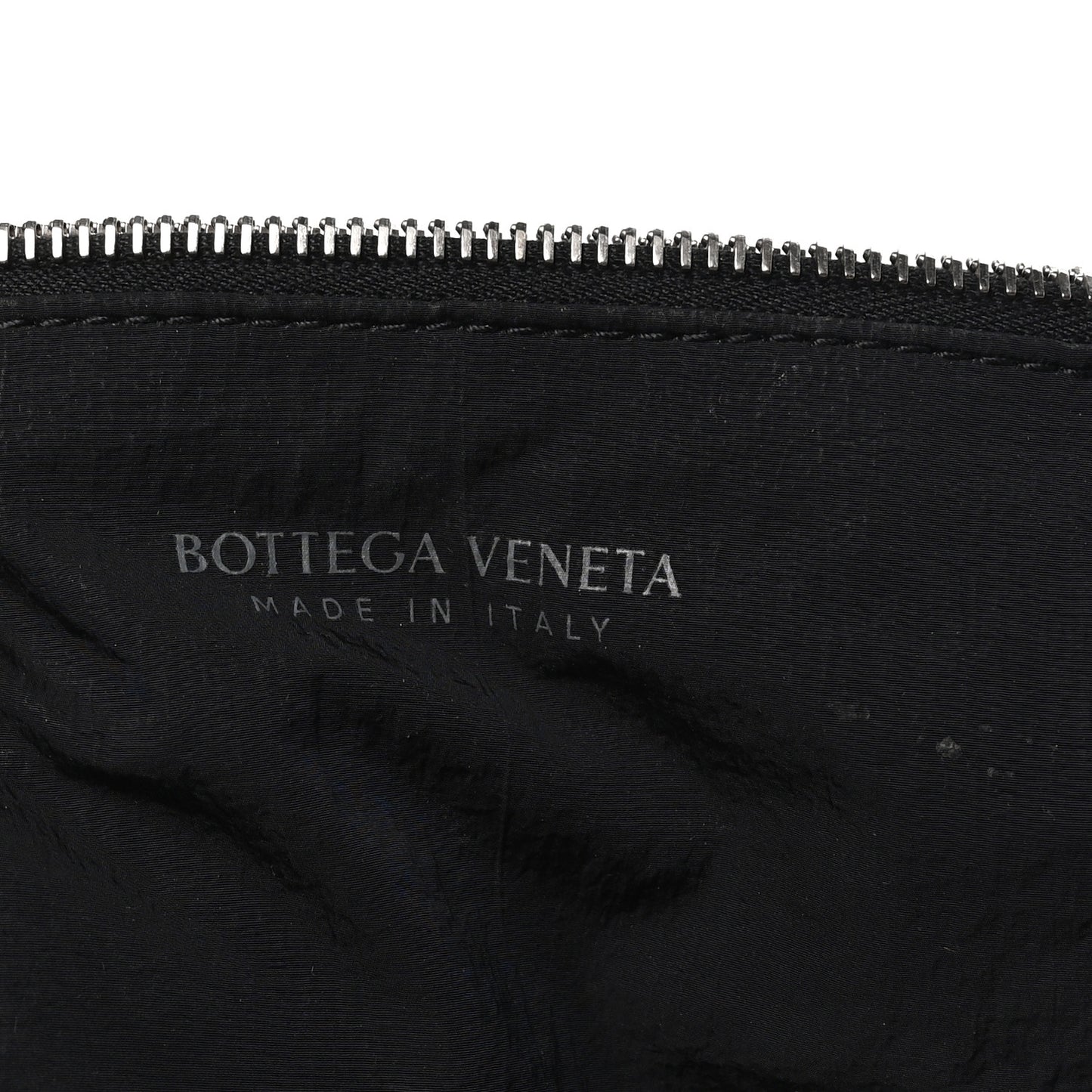 Paper Calfskin Maxi Intrecciato Cassette Messenger Black
