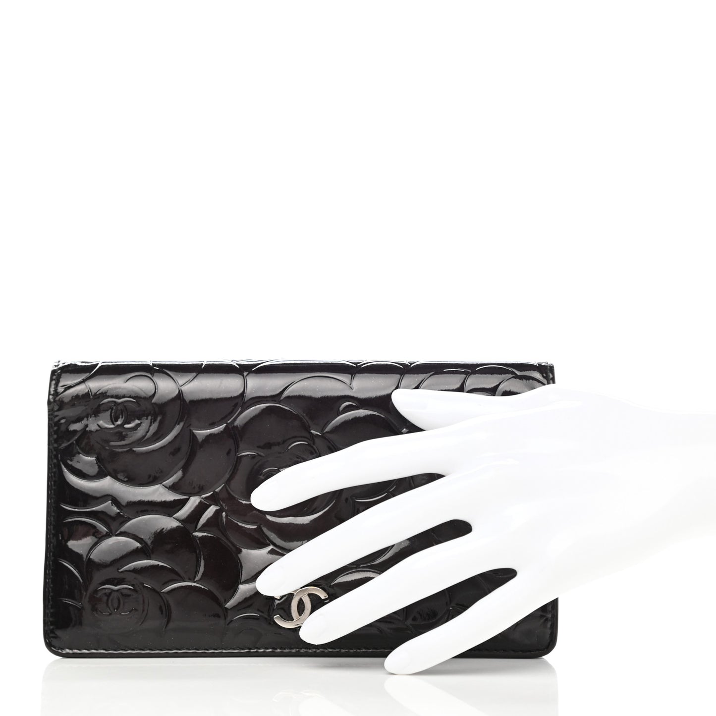 Patent Camellia Embossed Yen Wallet Black