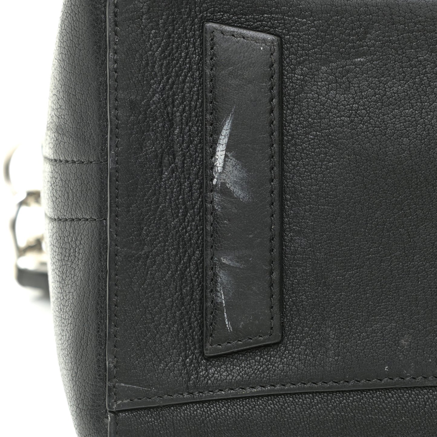 Sugar Goatskin Medium Antigona Black