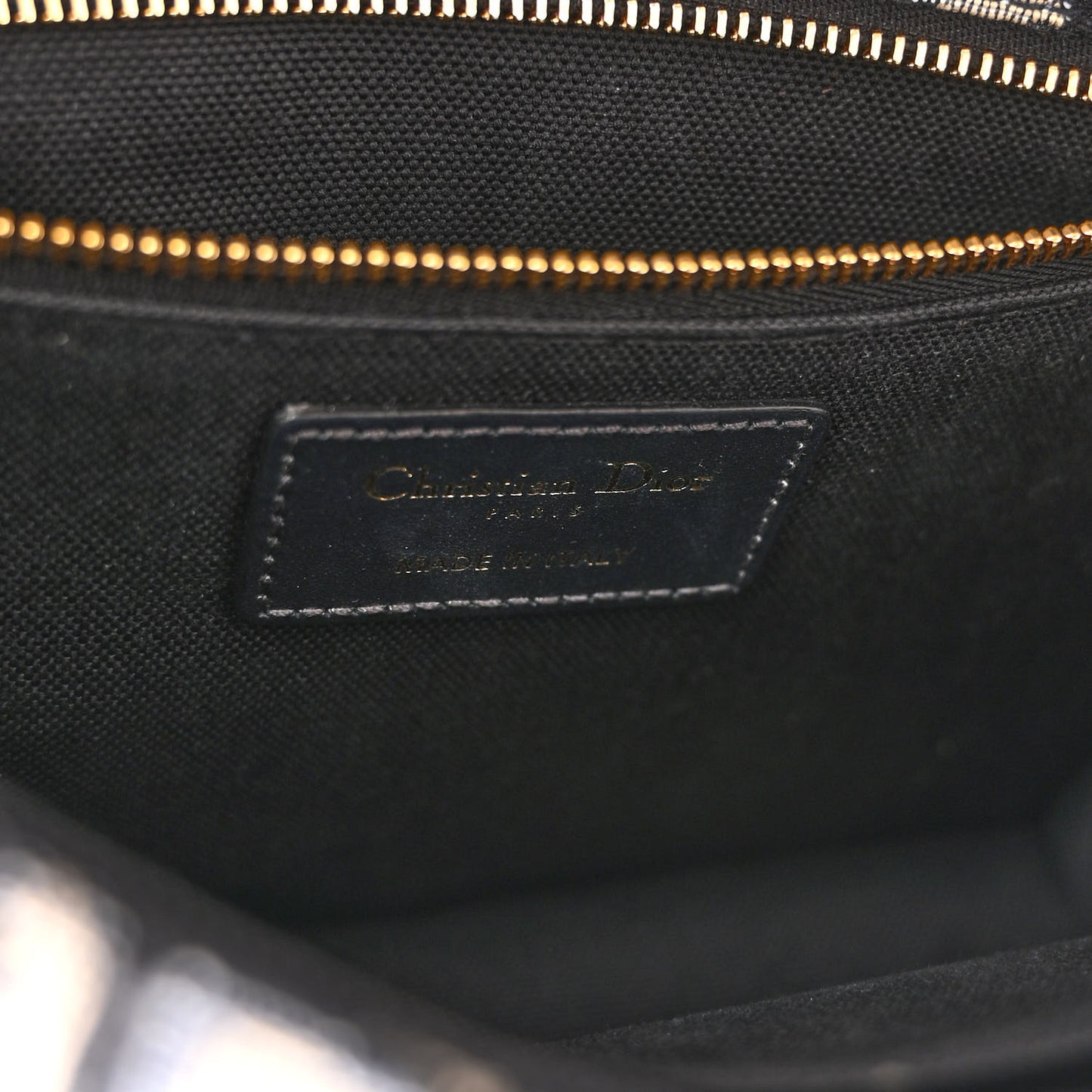 Oblique 30 Montaigne Flap Bag Blue