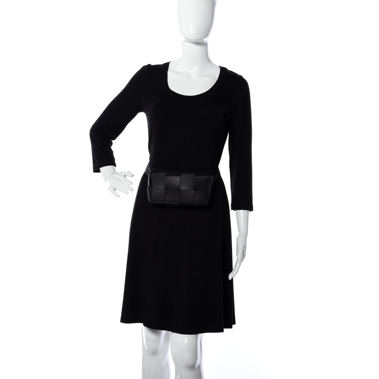 Bottega Veneta Nappa Maxi Intreccio The Belt Cassette Bag Black 2 of 9