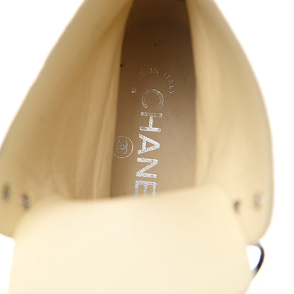 Chanel Crinkled Calfskin Wingtip Lace Up Boots 39.5 Ivory Black 9 of 10