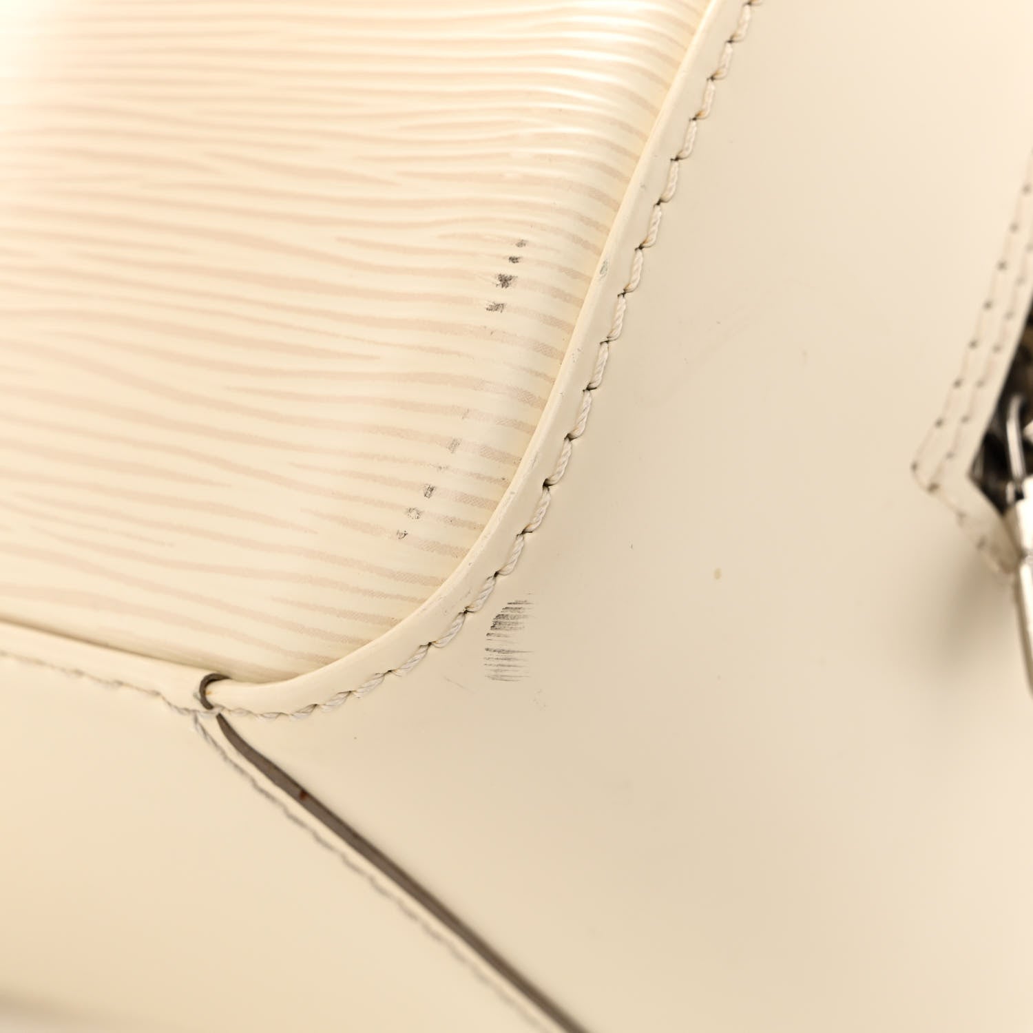 Louis Vuitton Epi Jasmin Ivory 12 of 13
