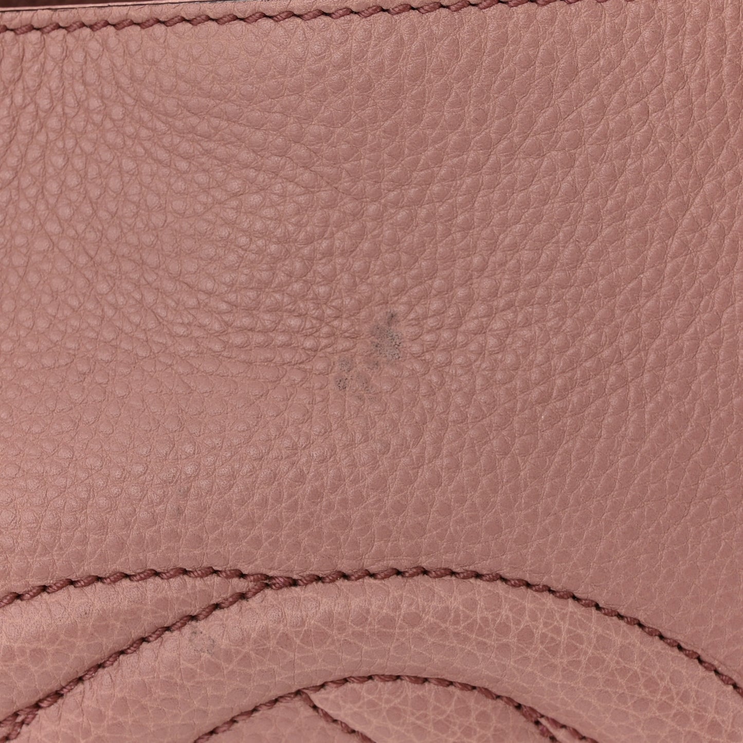 Pebbled Calfskin Medium Soho Chain Shoulder Bag Dark Cipria