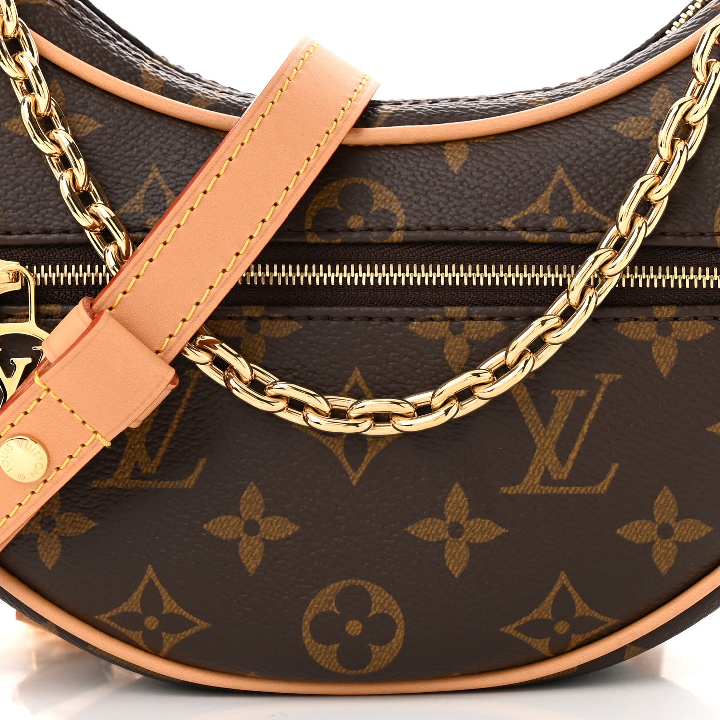 Monogram Loop