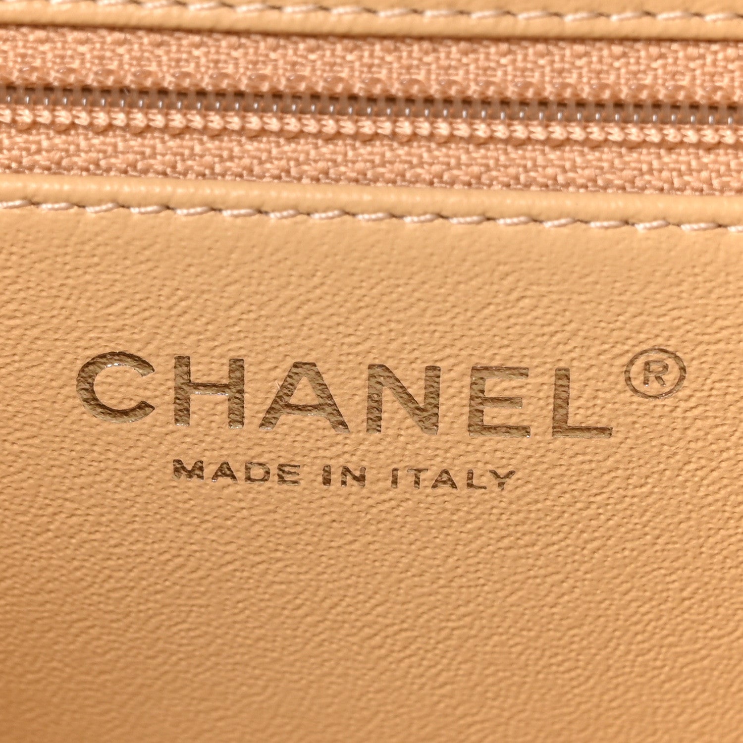 Chanel Raffia Patent Medium CC Filigree Vanity Case Black 5 of 10
