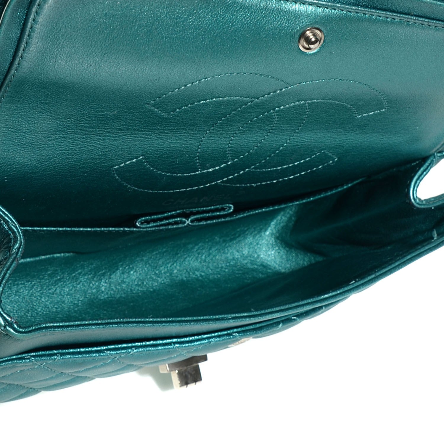 Chanel Metallic Calfskin 2.55 Reissue 225 Flap Turquoise 5 of 8
