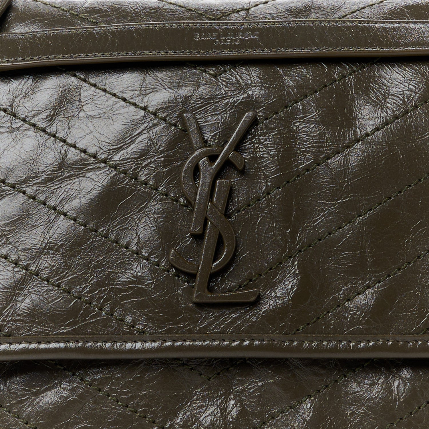 Saint Laurent Crinkled Calfskin Matelasse Monogram Medium Niki Chain Satchel Light Musk 8 of 10