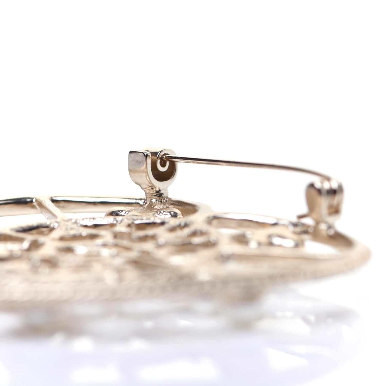 Chanel Crystal Pearl CC Heart Brooch Gold 3 of 8