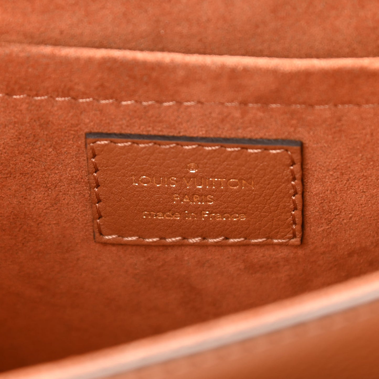 Grained Calfskin Lockme Tender Chataigne