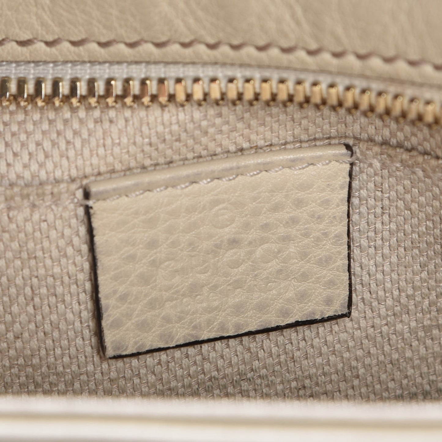 Pebbled Calfskin Small Soho Disco Bag Off White