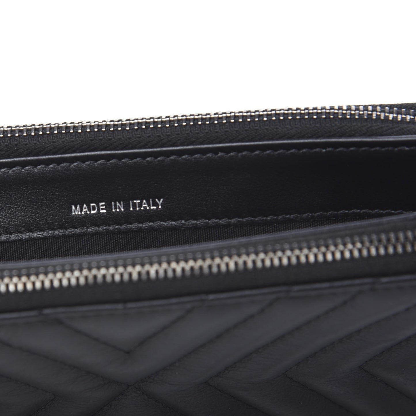 Calfskin Chevron Quilted Tassel Clutch With Chain Black