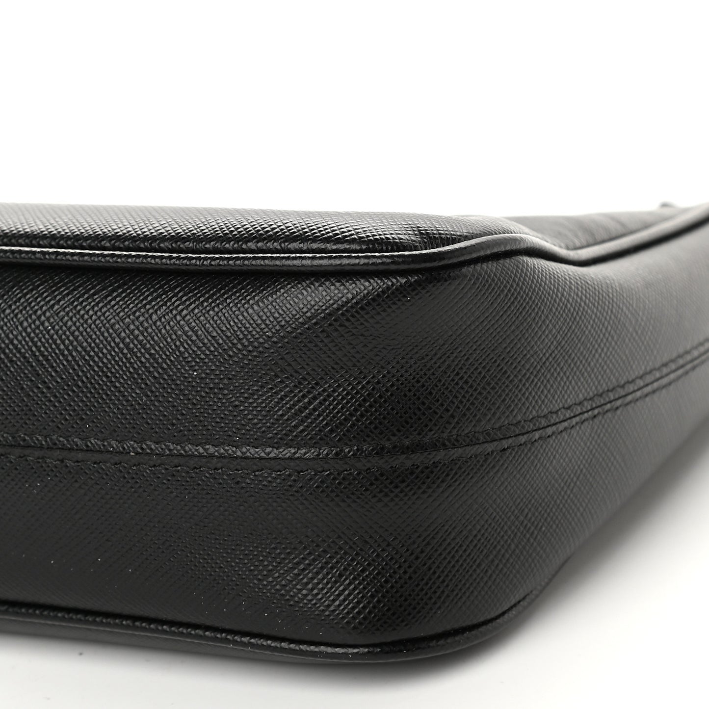 Saffiano Lux Re-Edition 2005 Shoulder Bag Black