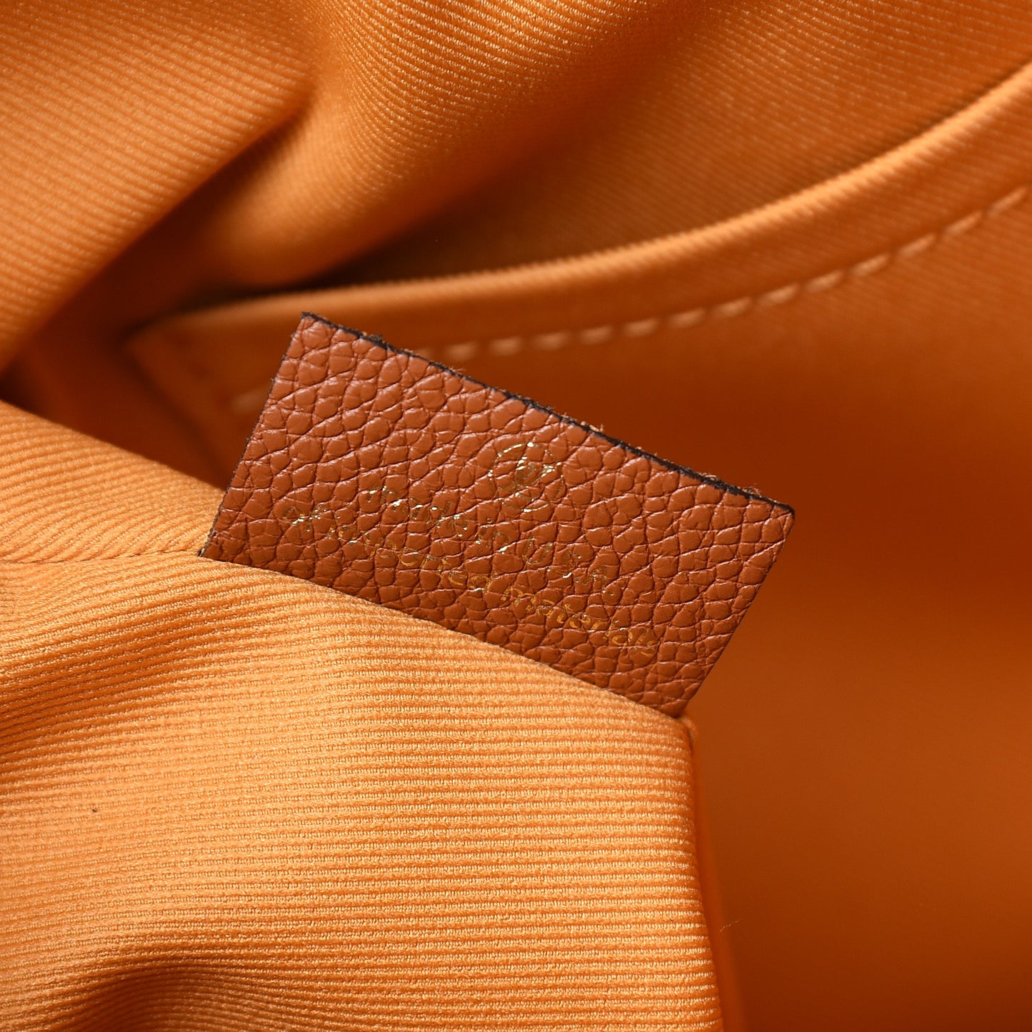 Monogram Manhattan NM Caramel
