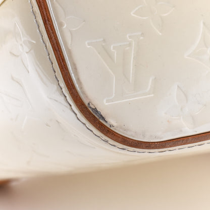 Louis Vuitton Vernis Houston Perle 16 of 16