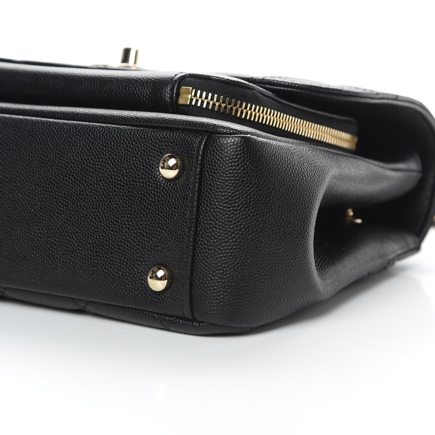 Caviar Quilted Medium Business Affinity Flap Black