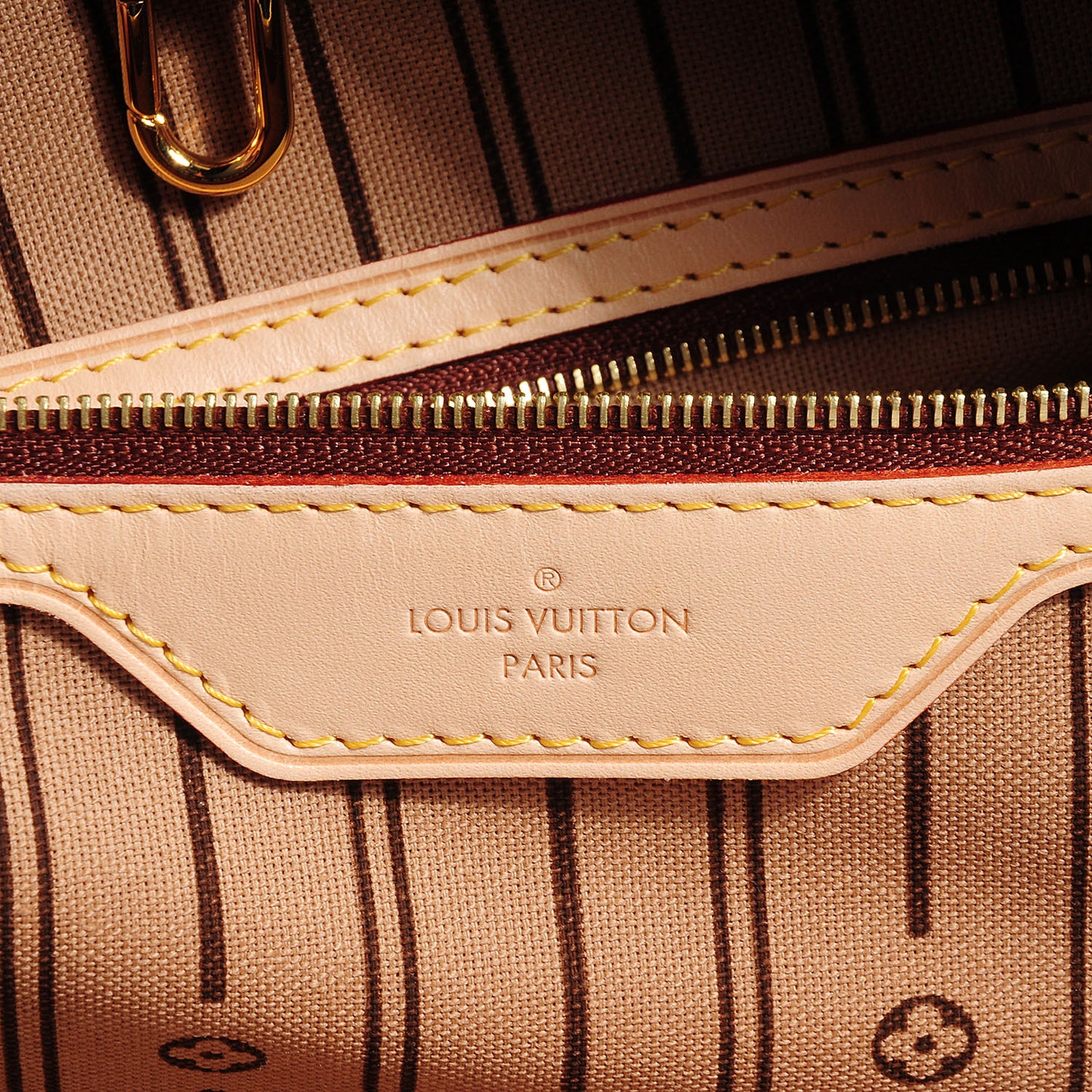 Monogram Delightful MM