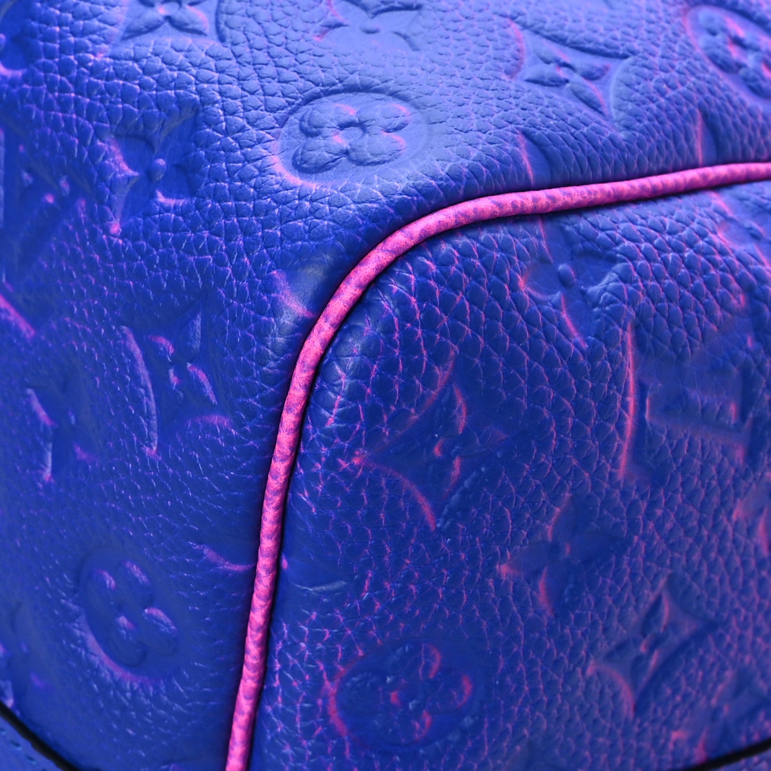 Louis Vuitton Taurillon Illusion Keepall Bandouliere 50 Bleu Rose 10 of 10