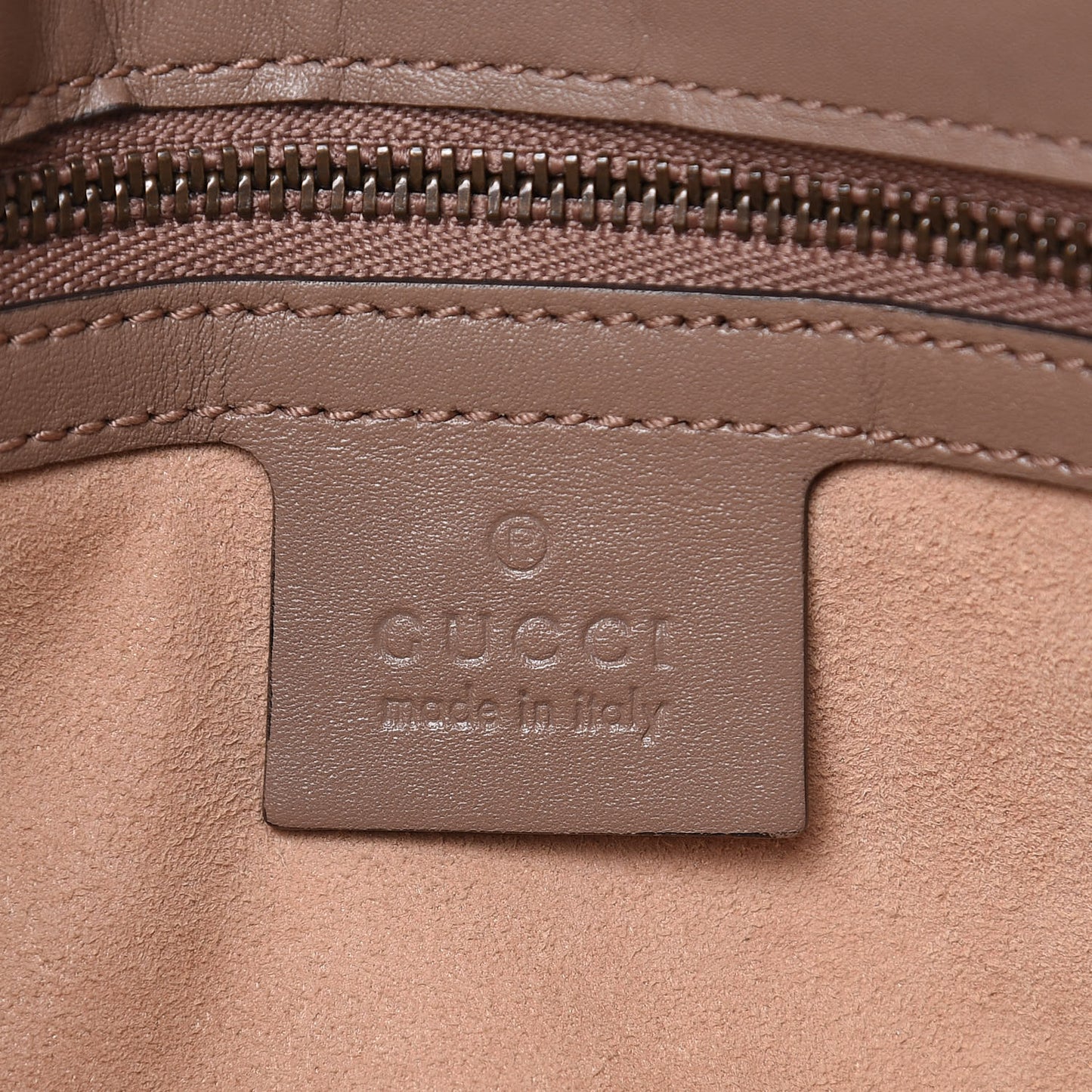 Calfskin Matelasse Medium GG Marmont Shoulder Bag Porcelain Rose
