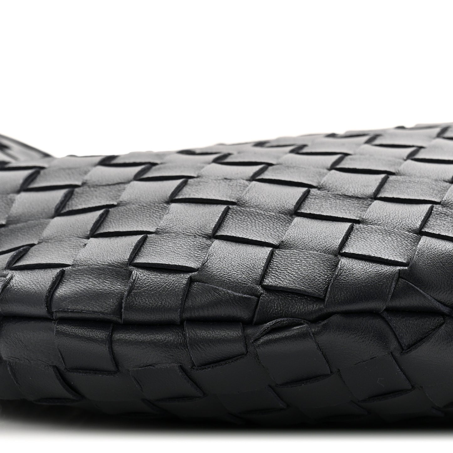 Nappa Intrecciato Sardine With Chain Bag Space