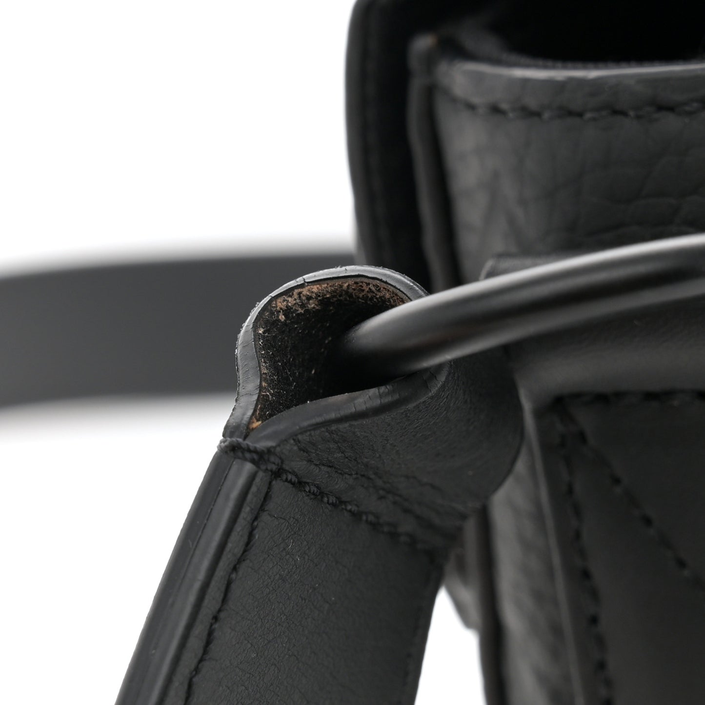 Taurillon Monogram Trunk Messenger Black