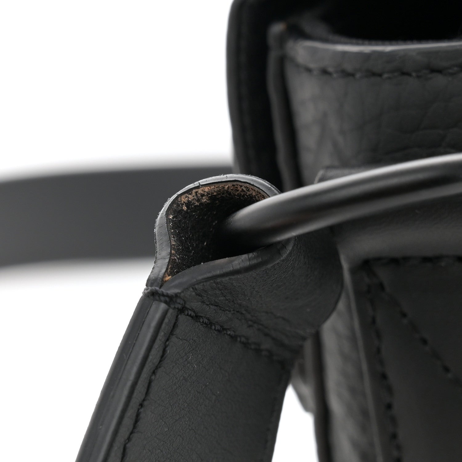 Louis Vuitton Taurillon Monogram Trunk Messenger Black 12 of 12