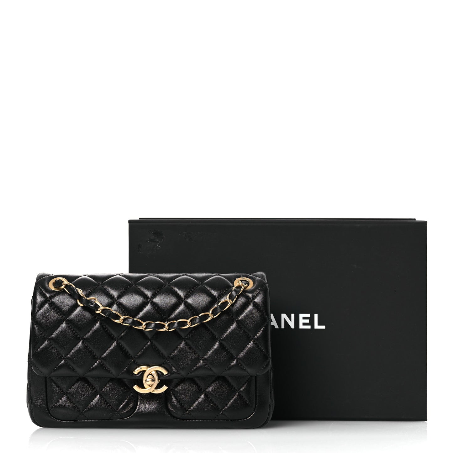 Shiny Lambskin Quilted Small Daily Friend Flap Black