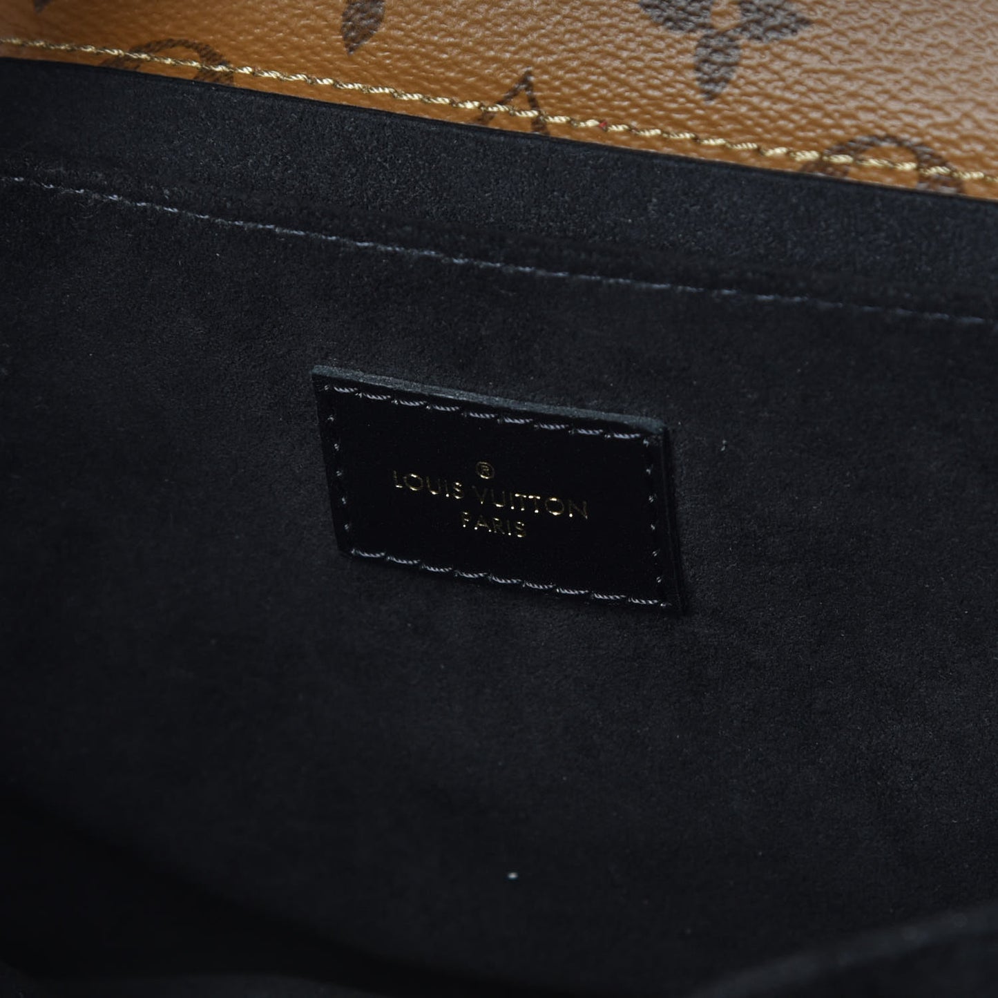 Reverse Monogram Pochette Metis