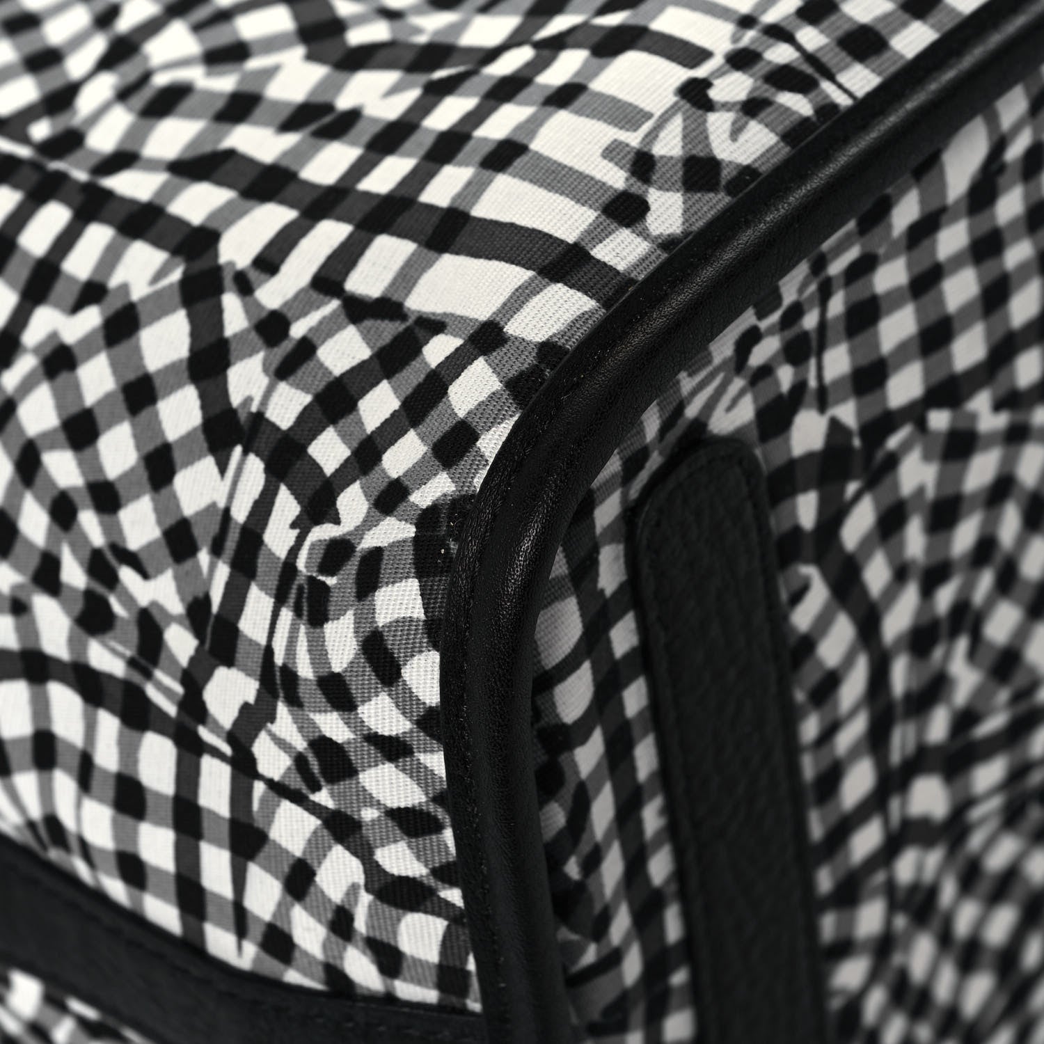 MCM Visetos Medium Liz Reversible Shopper Tote Black 17 of 20