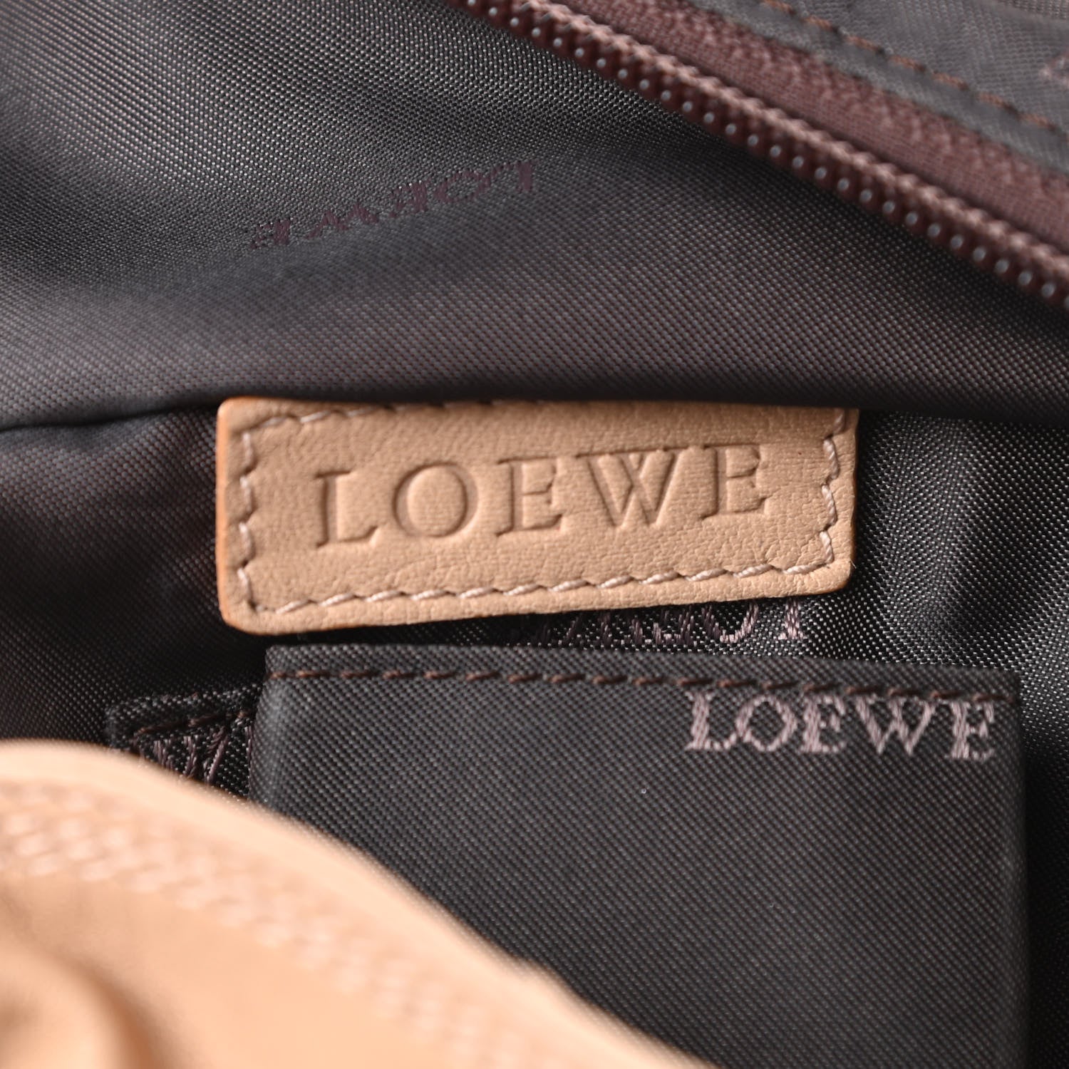 Loewe Nappa Aire Shoulder Bag Beige 734384 – FASHIONPHILE