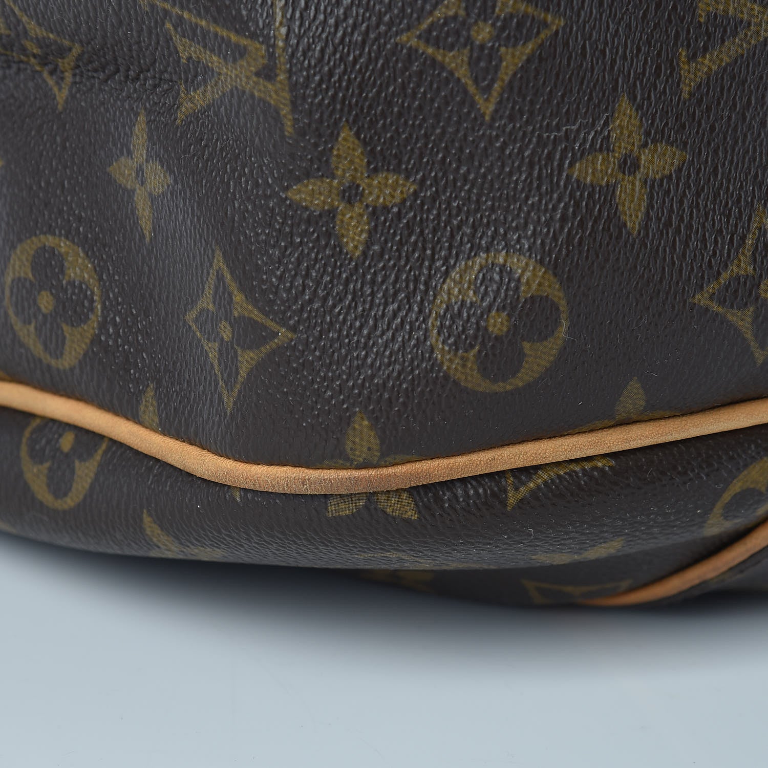 Louis Vuitton Monogram Galliera GM 20 of 24