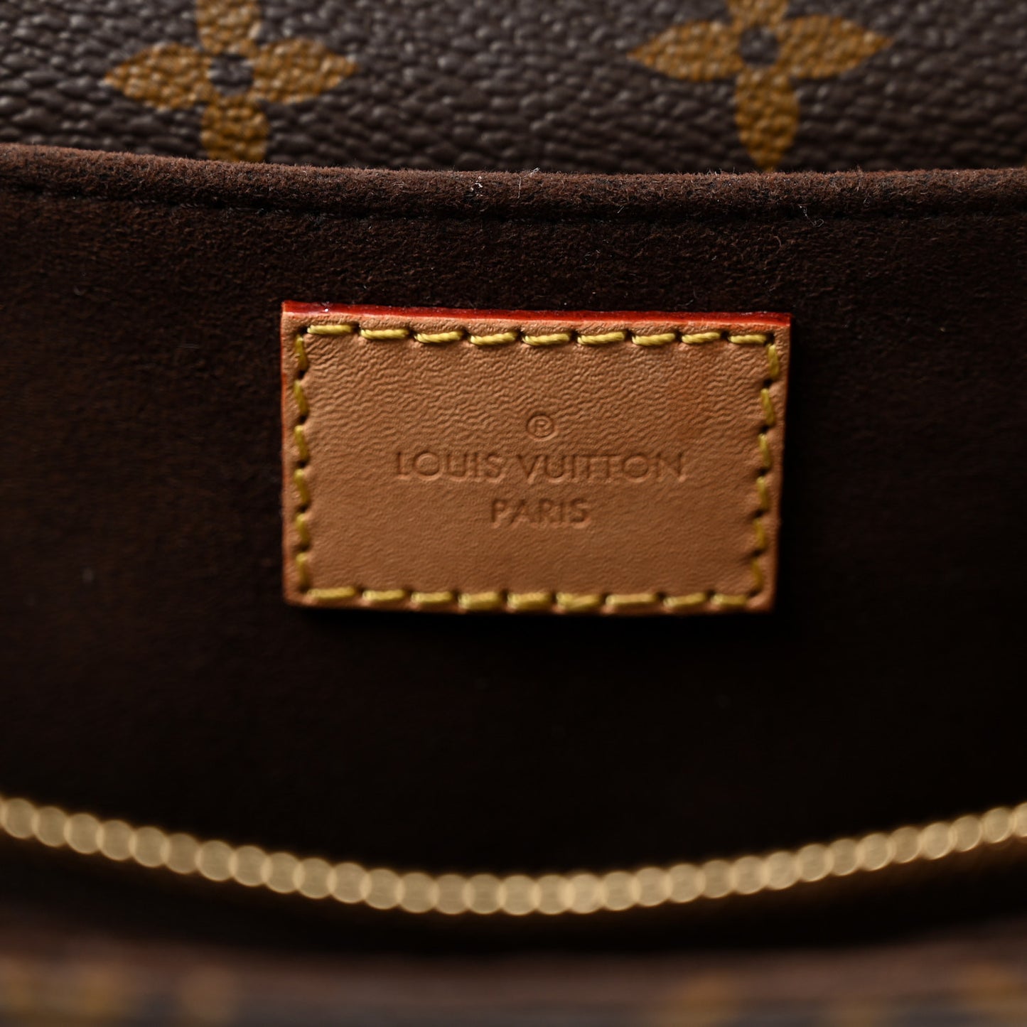 Monogram Pochette Metis East West