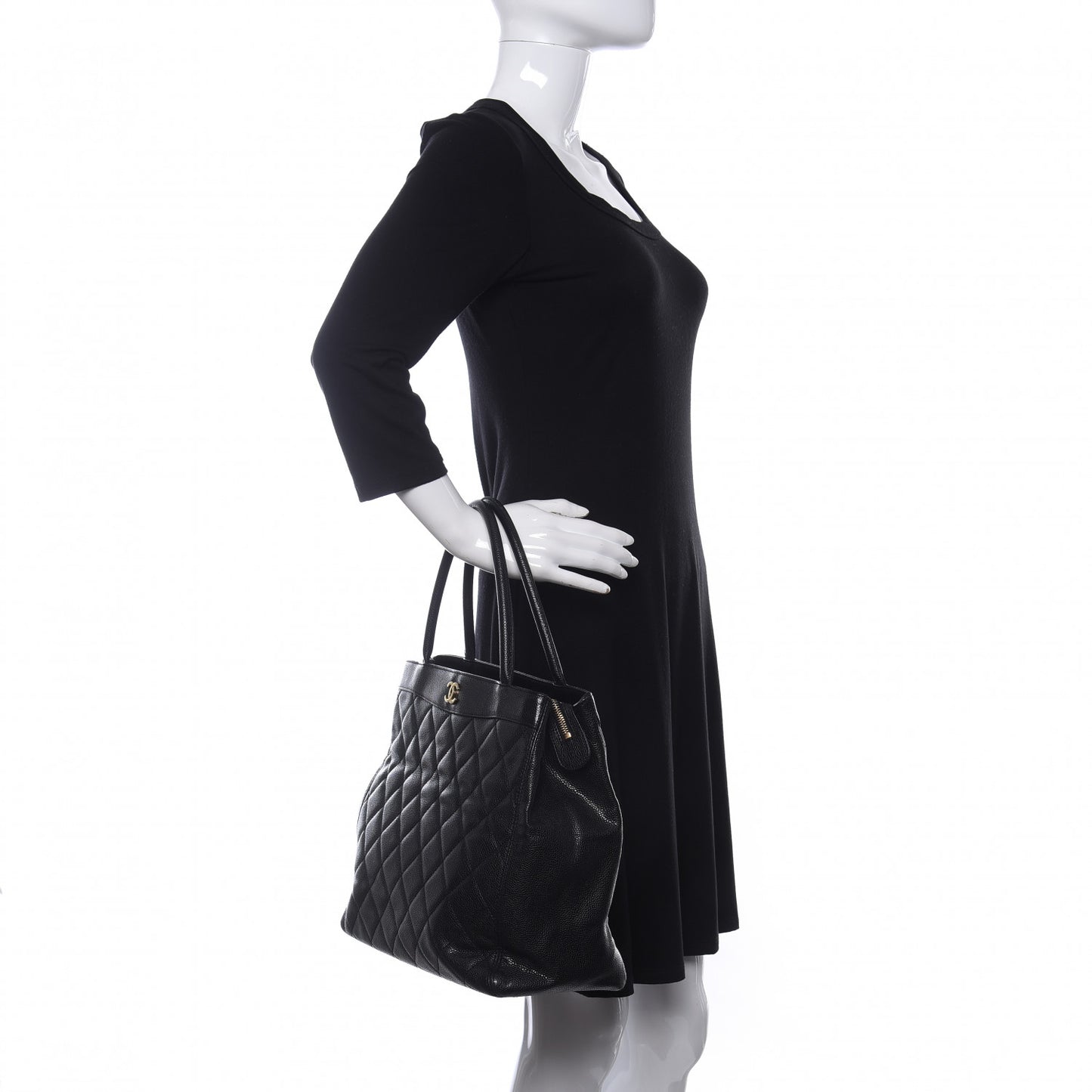 Caviar Quilted CC Shopping Tote Black