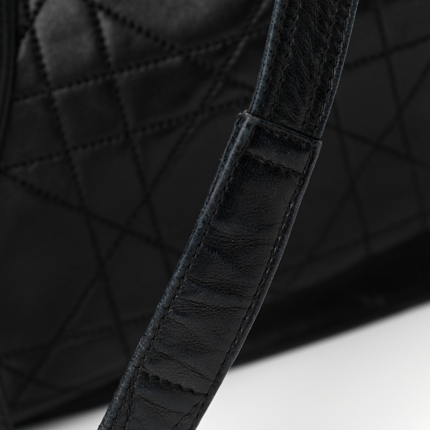 Lambskin Cannage Drawstring Bag Black