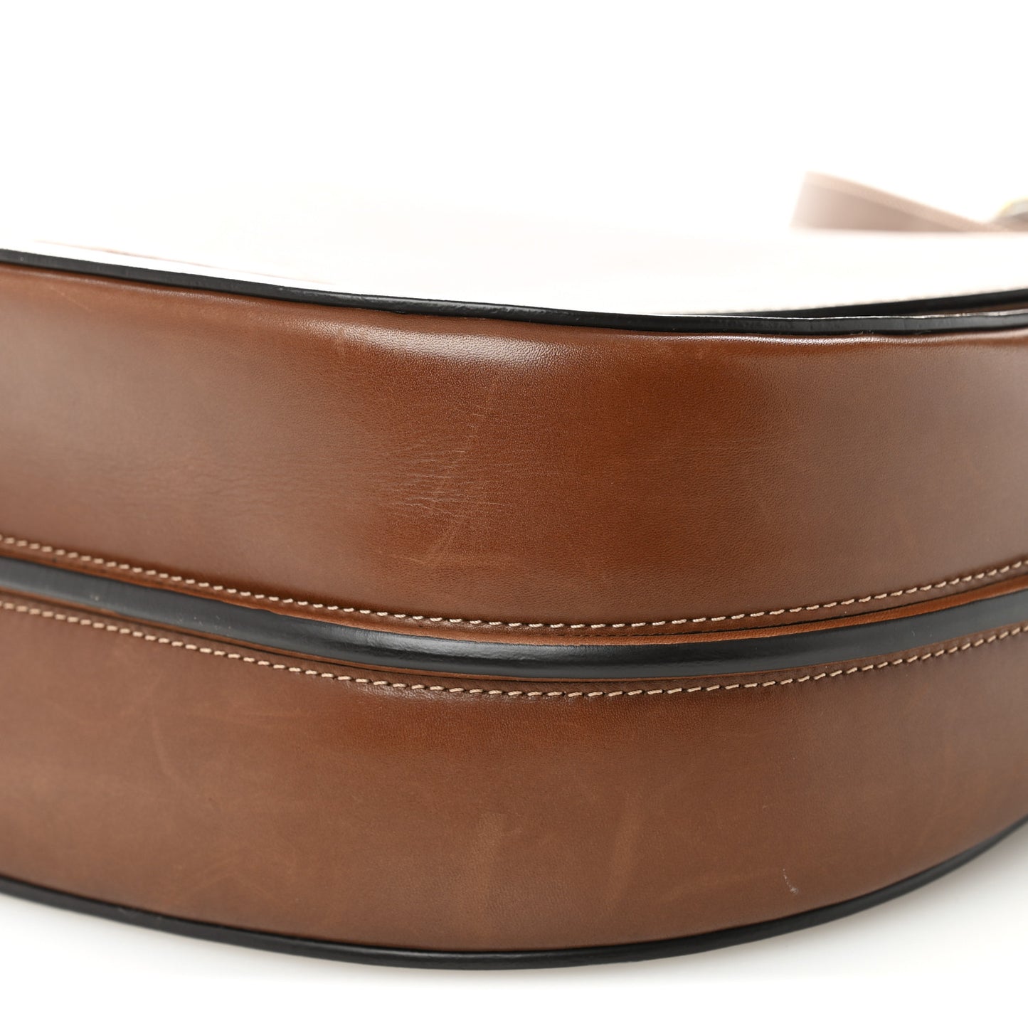 Supersoft Calfskin Medium Trotteur Caramel