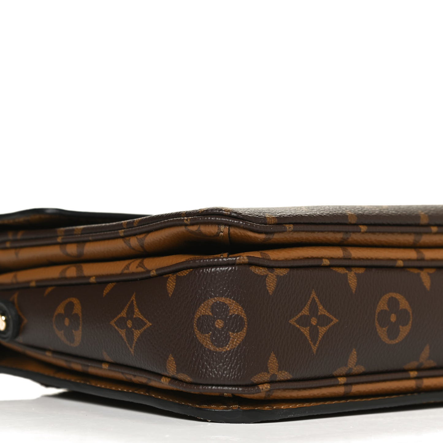 Reverse Monogram Pochette Metis