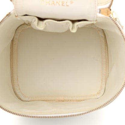 Chanel Caviar Cosmetic Vanity Bag White 8 of 11
