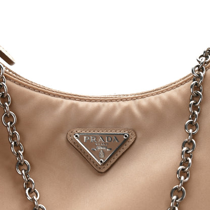 Prada Nylon Re-Edition 2005 Shoulder Bag Cammeo 13 of 13