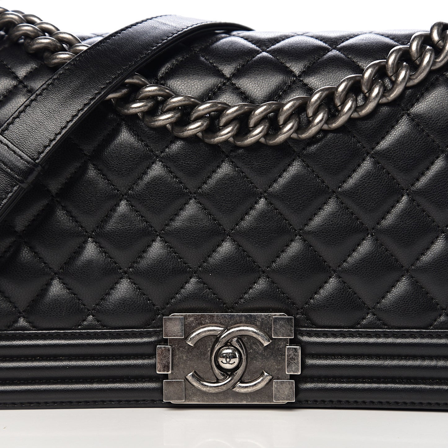 Lambskin Quilted Medium Boy Flap Black