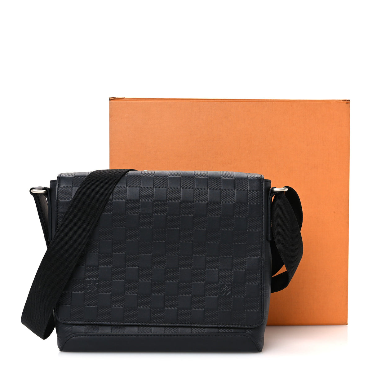 Damier Infini District PM Onyx