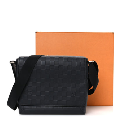 Louis Vuitton Damier Infini District PM Onyx 10 of 10