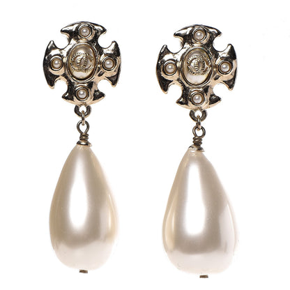 Chanel Pearl Drop CC Clip On Earrings Gold 1 of 5